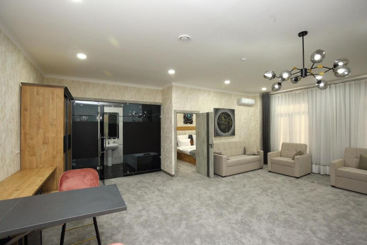 Art Residence Hotel Tashkent Esterno foto