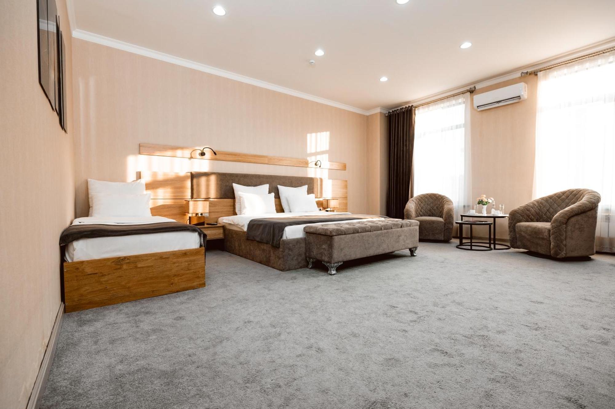 Art Residence Hotel Tashkent Esterno foto