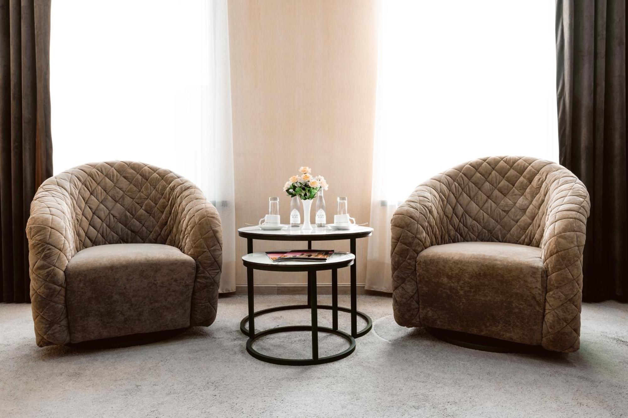 Art Residence Hotel Tashkent Esterno foto