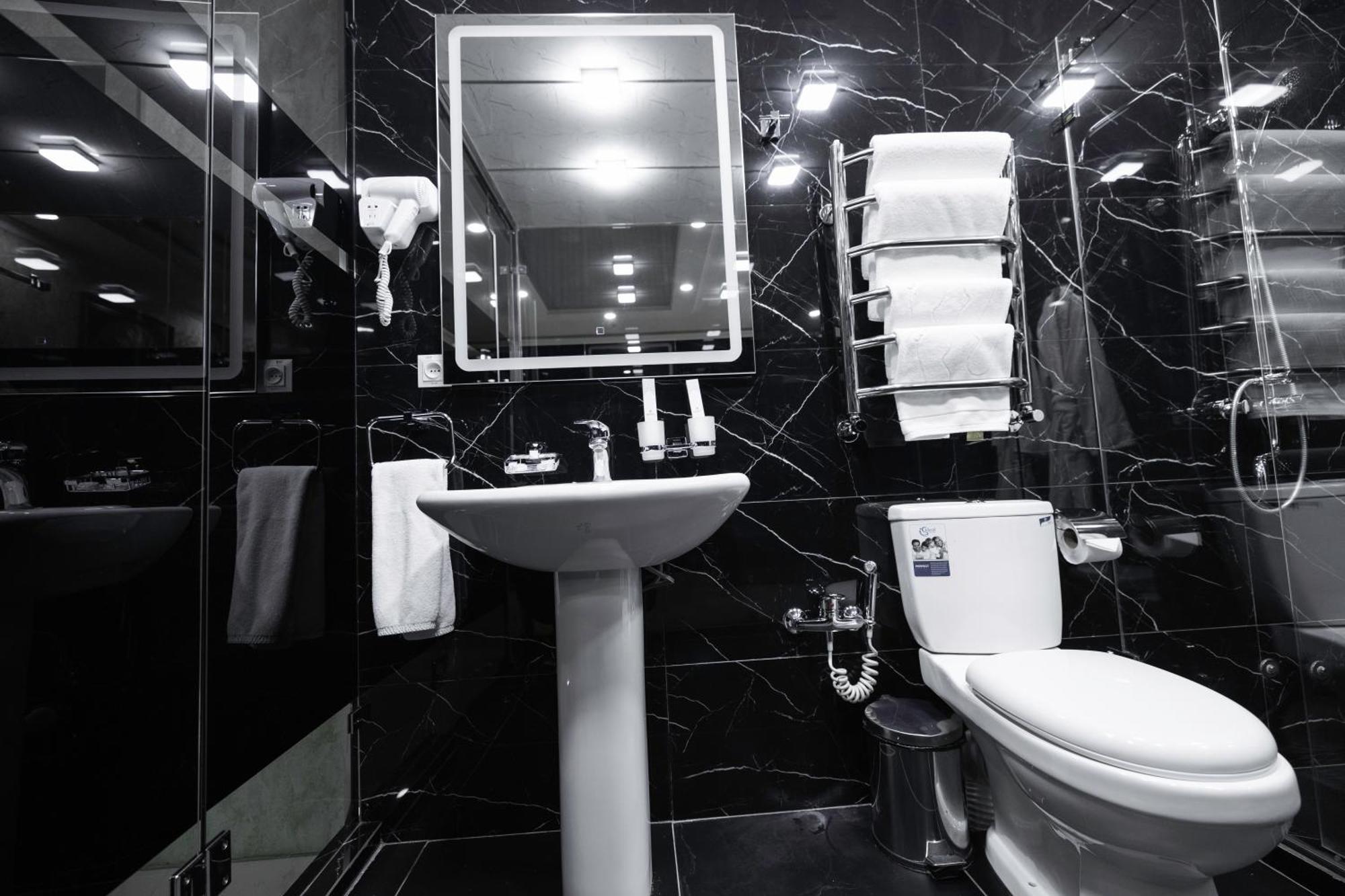 Art Residence Hotel Tashkent Esterno foto