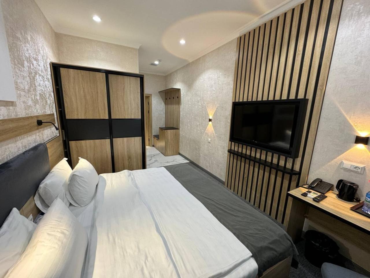 Art Residence Hotel Tashkent Esterno foto